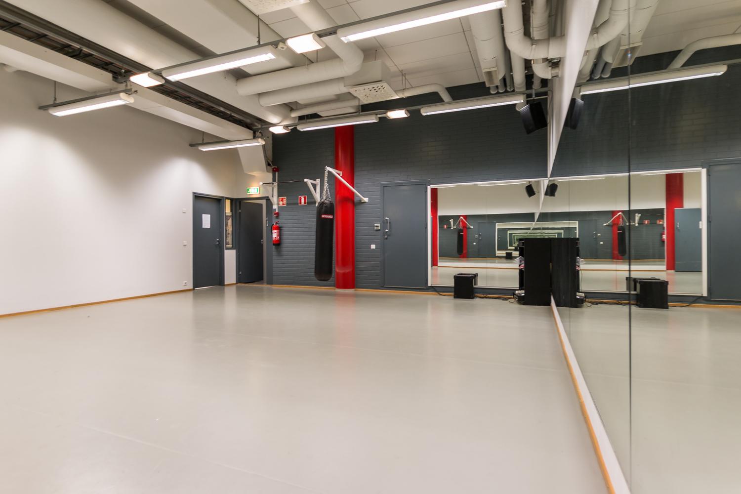 Lautatarhankatu 10, 1141m2, 5. kerros, Toimistotila