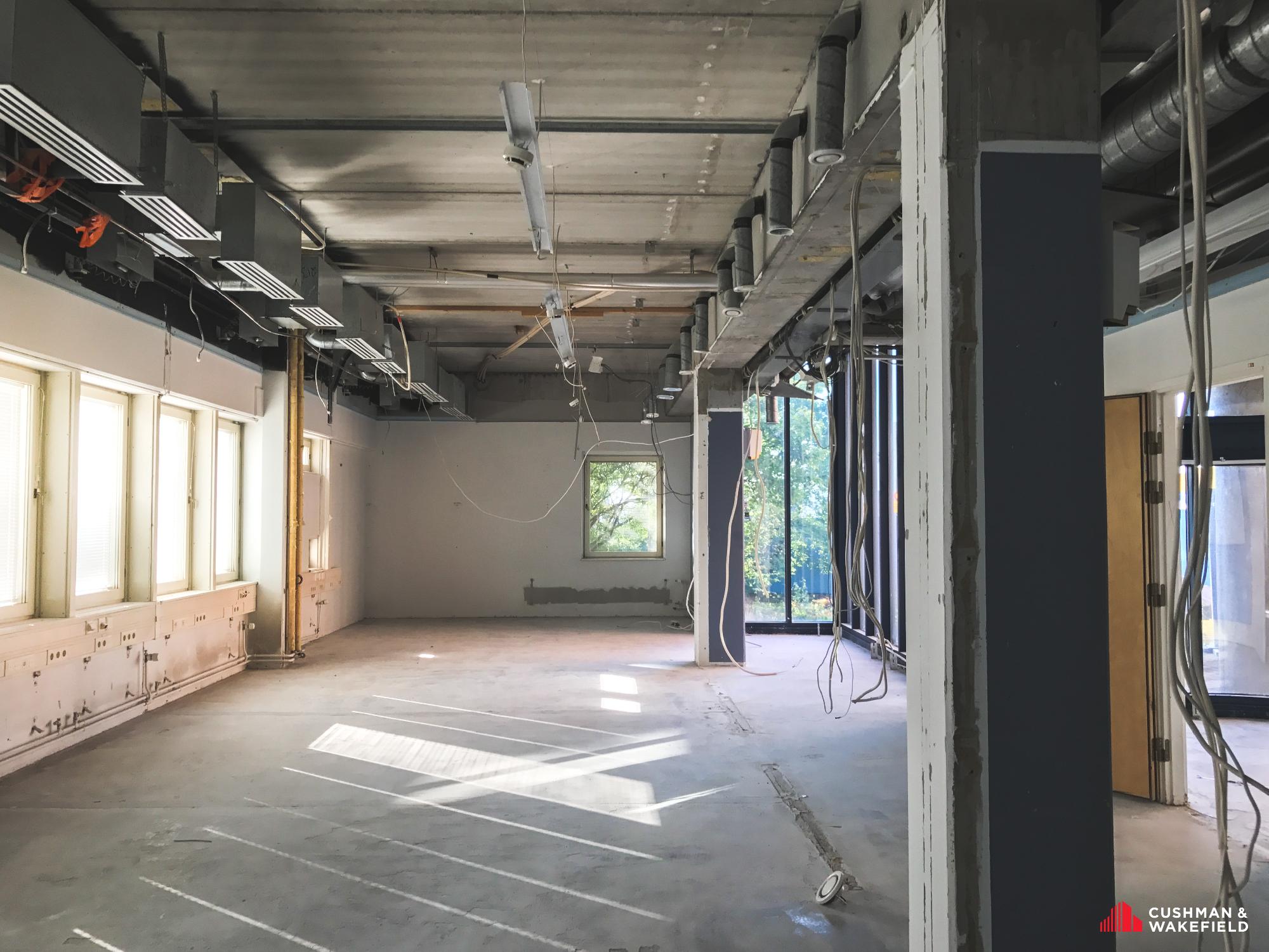 Miestentie 1, 262m2, 5. kerros, Toimistotila