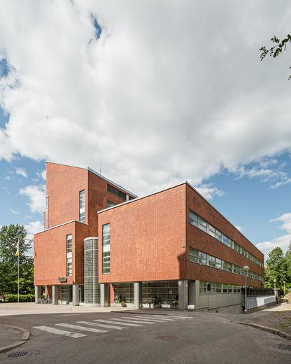Pronssitie 1, 4400m2, Koko rakennus, Toimistotila
