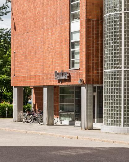 Pronssitie 1, 4400m2, Koko rakennus, Toimistotila