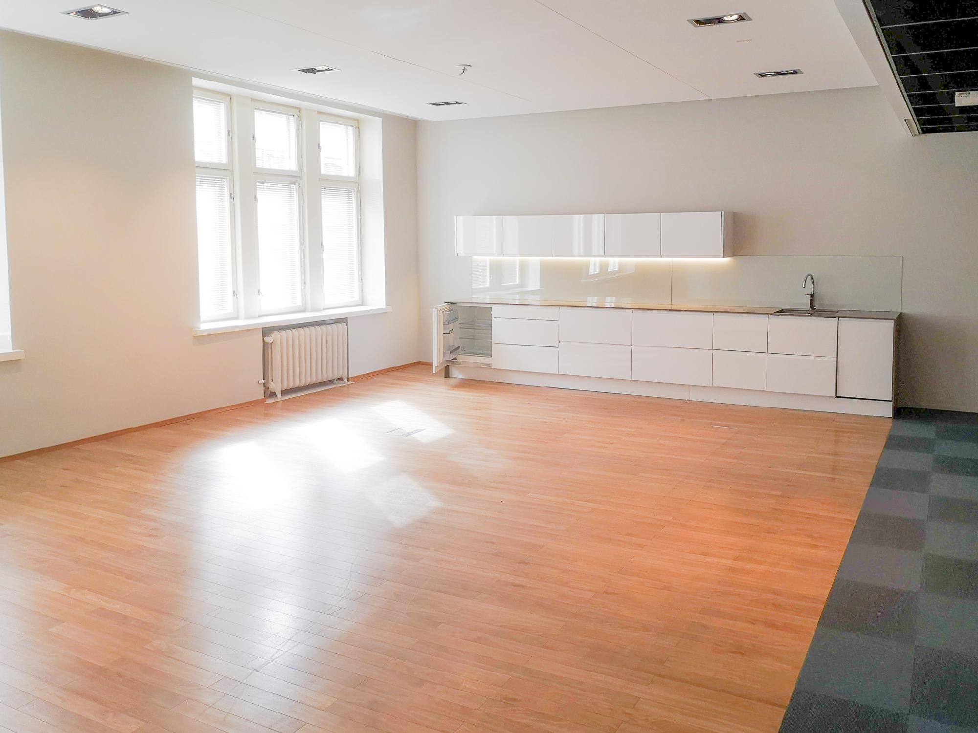 Unioninkatu 24, 220m2, 3. kerros, Toimistotila