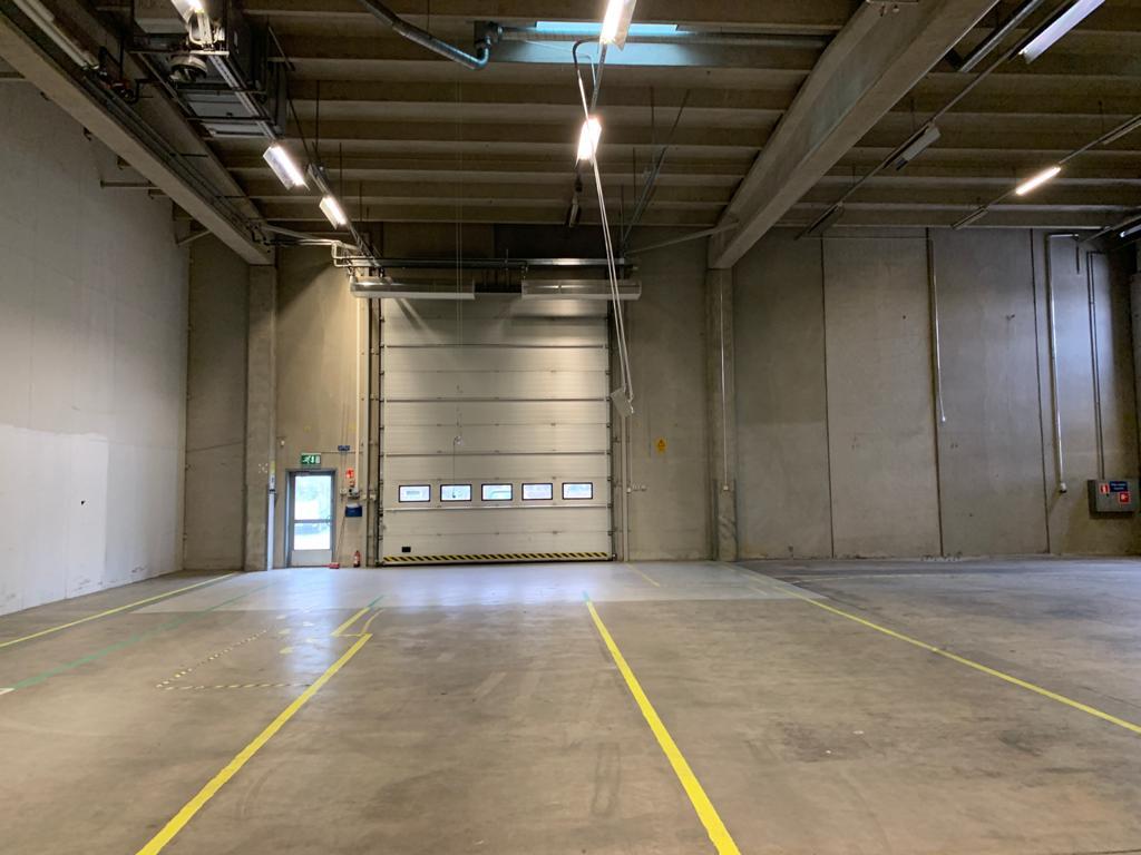 Nuutisarankatu 35 TAMPERE, 1372m2, Katutaso, Varastotila
