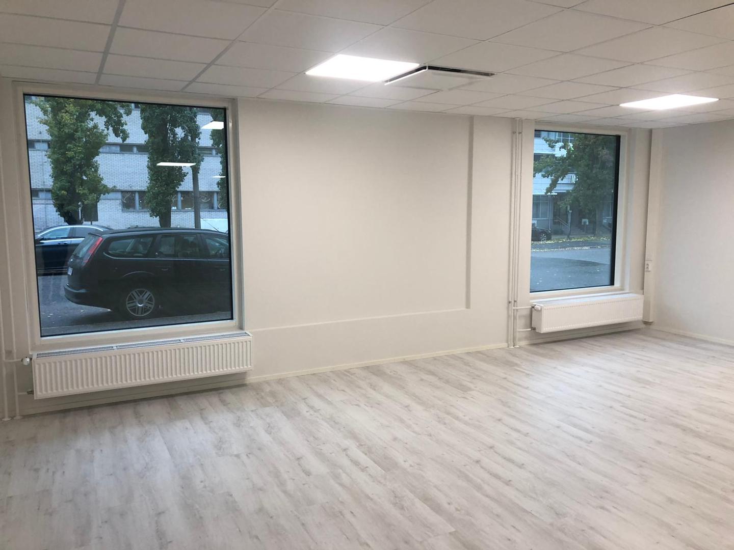 Itälahdenkatu 21, 172m2, Katutaso, Liiketila