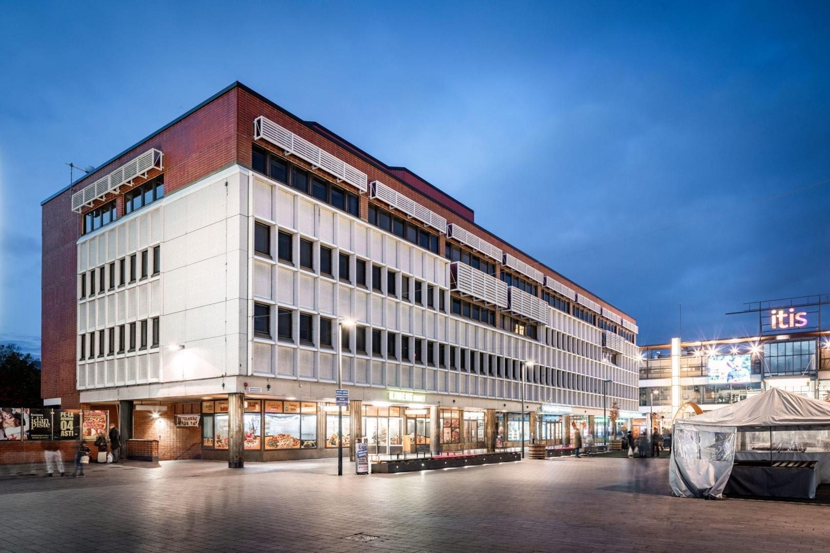 Turunlinnantie 12, 3210m2, Useita kerroksia, Toimistotila