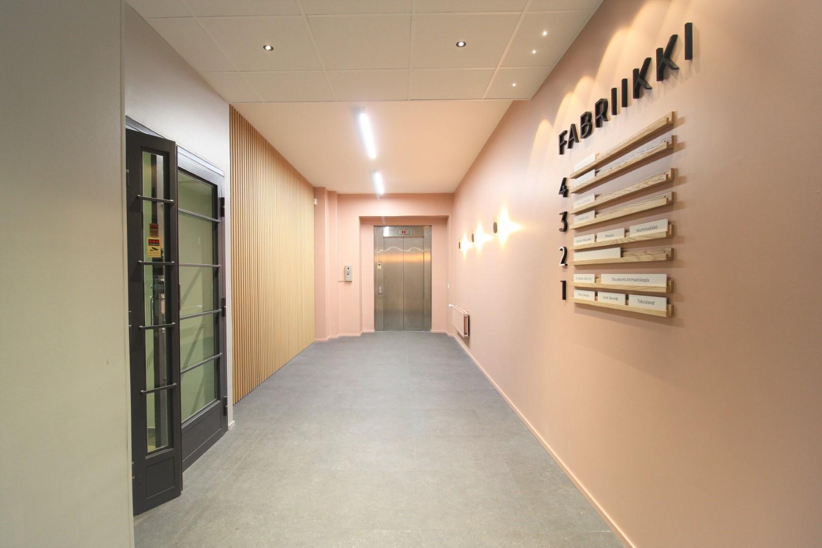 Hämeentie 13 A, 446m2, 2. kerros, Toimistotila