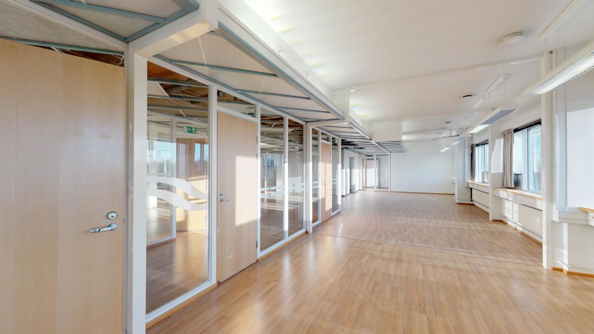 Ruosilantie 18, 1000m2, 3. kerros, Toimistotila