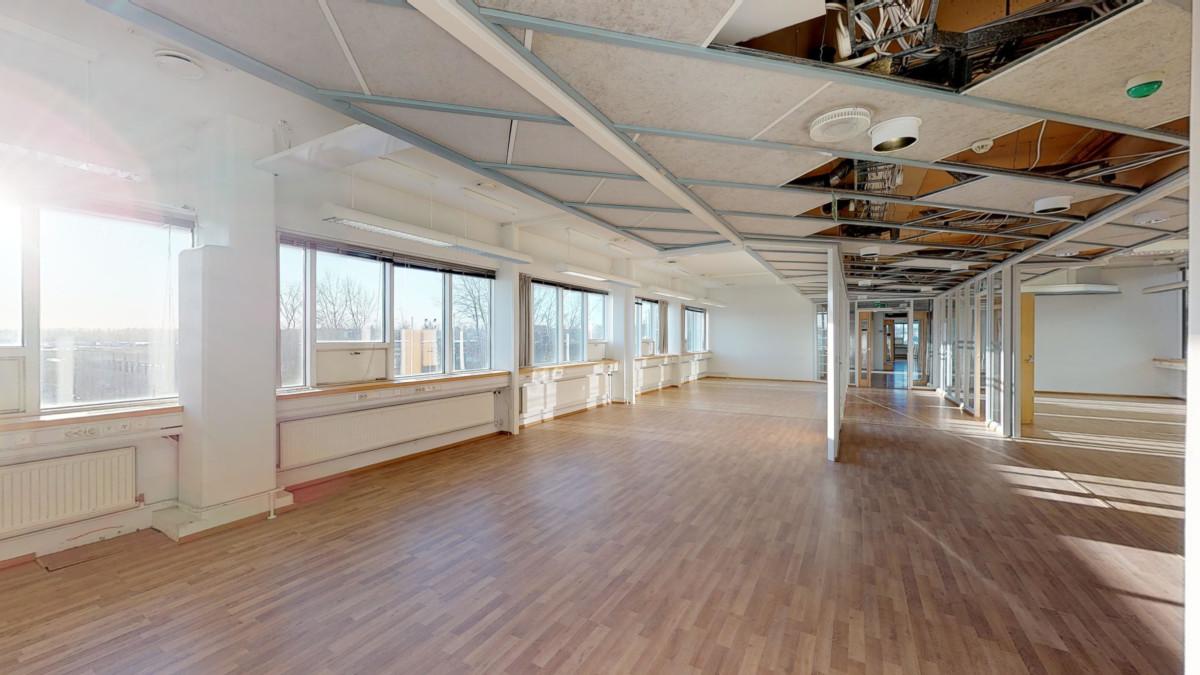 Ruosilantie 18, 1000m2, 3. kerros, Toimistotila