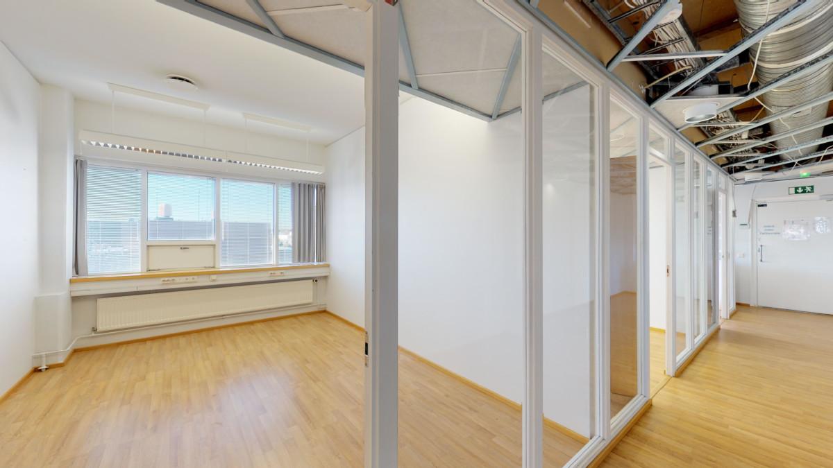 Ruosilantie 18, 1000m2, 3. kerros, Toimistotila