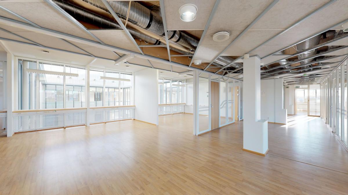 Ruosilantie 18, 1000m2, 3. kerros, Toimistotila