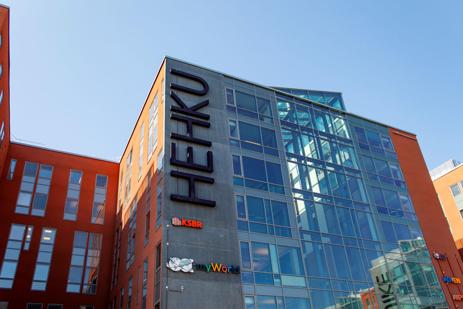 Äyritie 18 HEHKU, 238m2, 3. kerros, Toimistotila