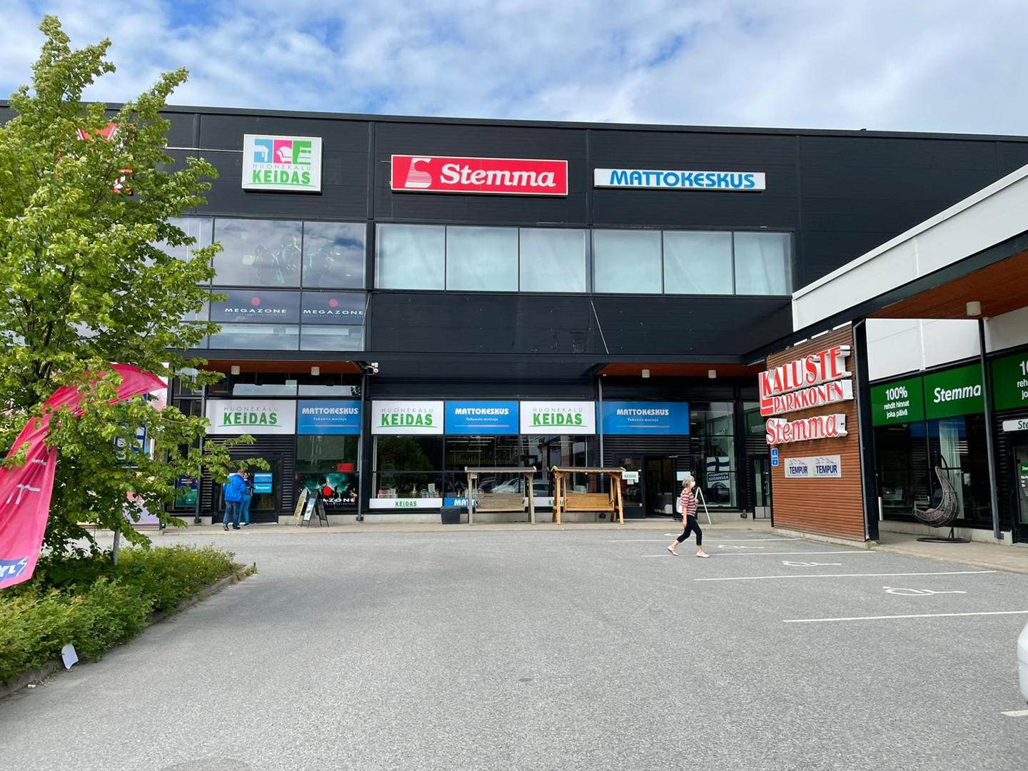 Leväsentie 2b KUOPIO, 435m2, Katutaso, Liiketila