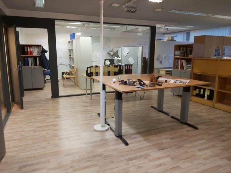 Sinikalliontie 12, 200m2, 3. kerros, Toimistotila