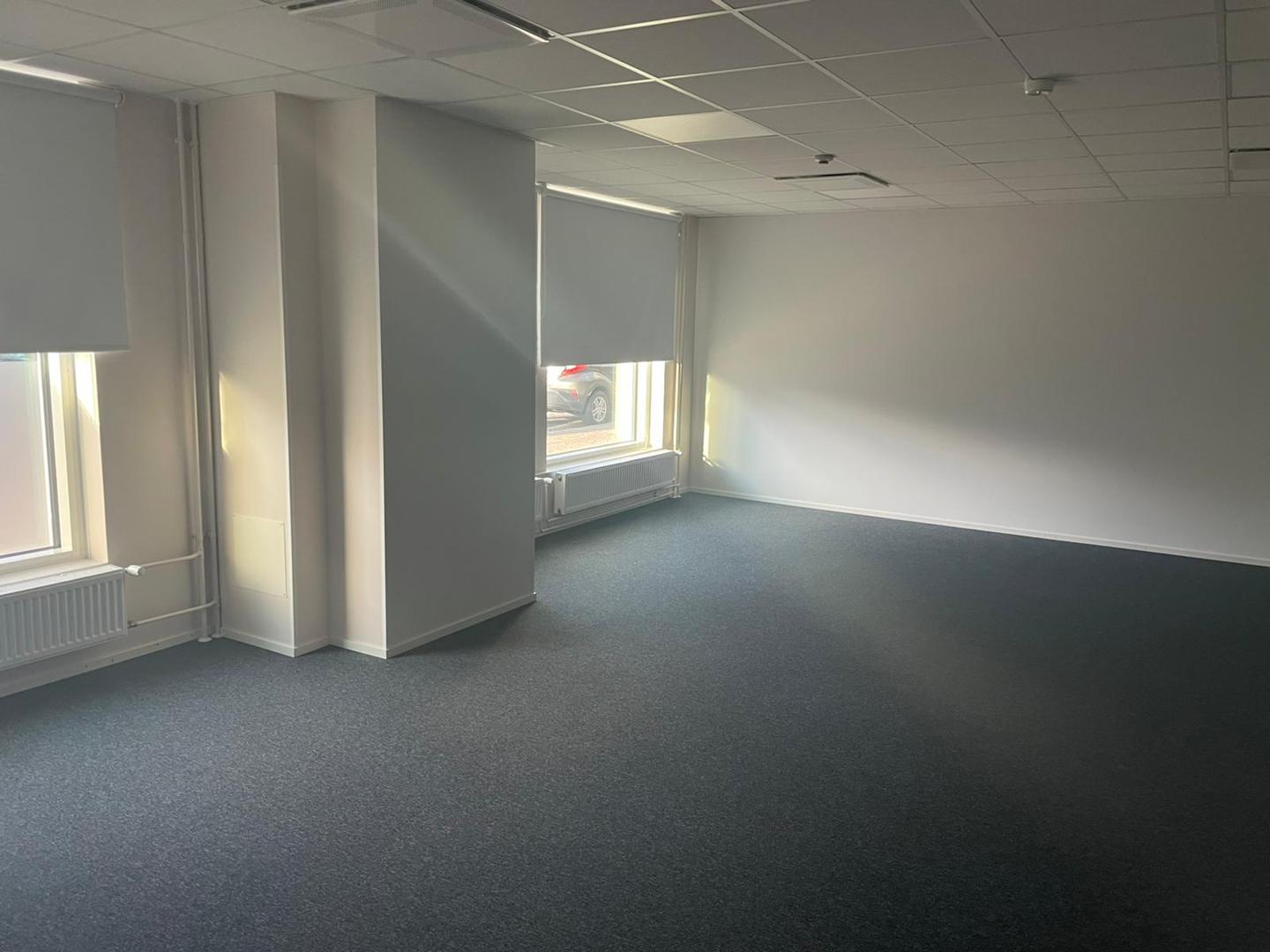 Itälahdenkatu 21, 520m2, Katutaso, Liiketila