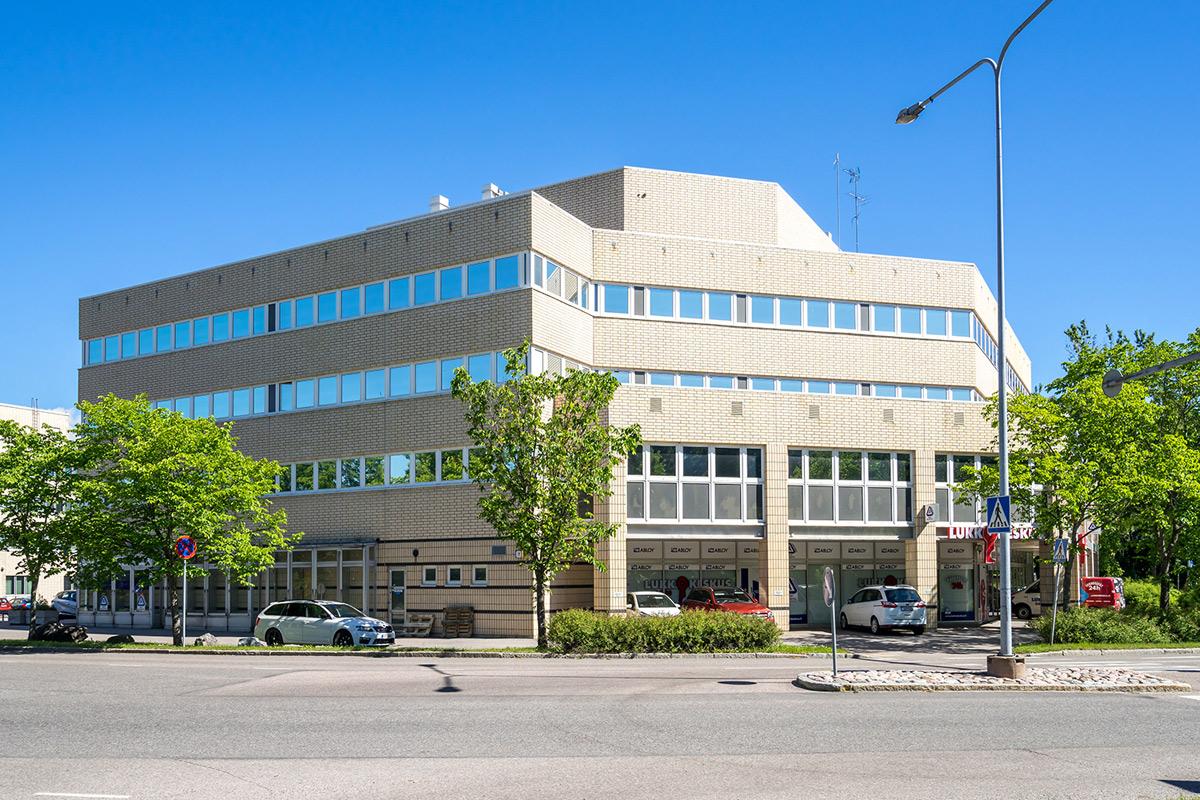 Vanha Helsingintie 18, 360m2, 2. kerros, Toimistotila