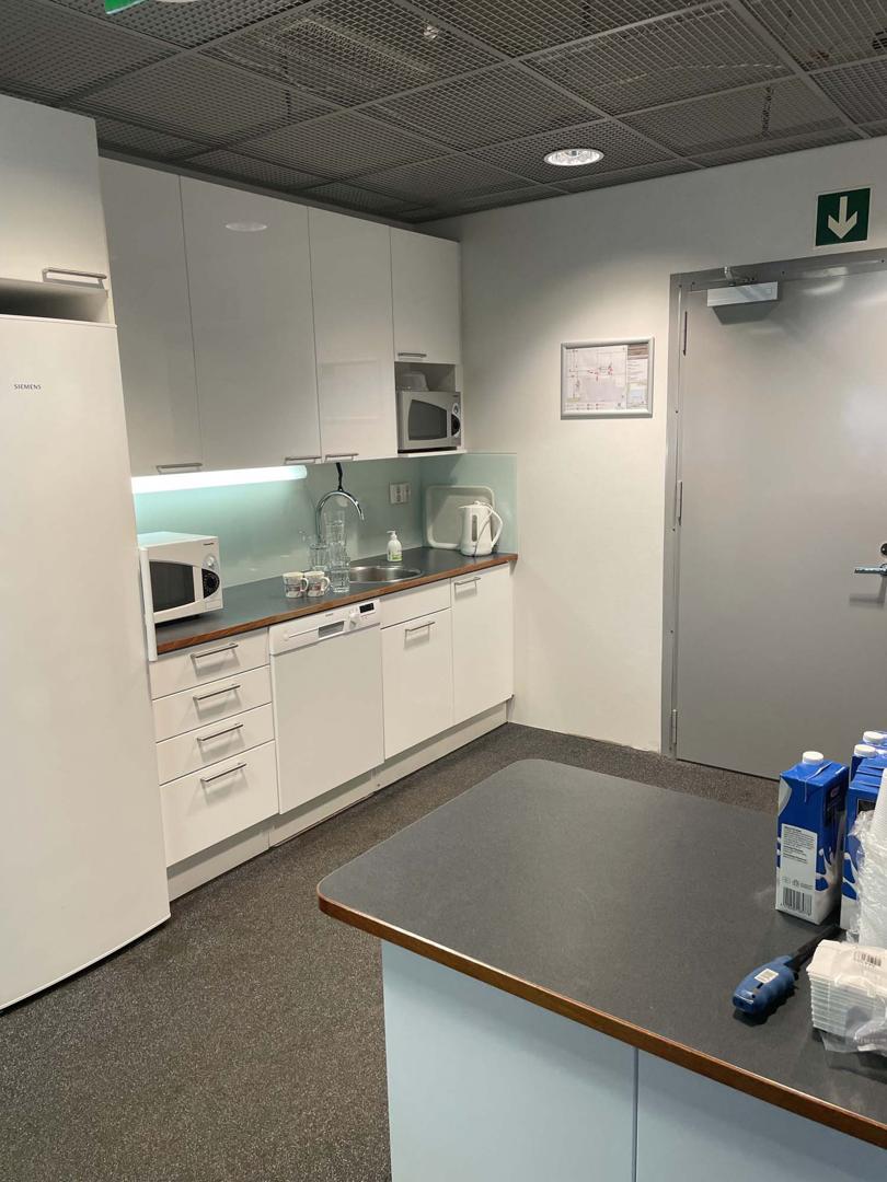 Mänkimiehentie 4, 432m2, 2. kerros, Toimistotila