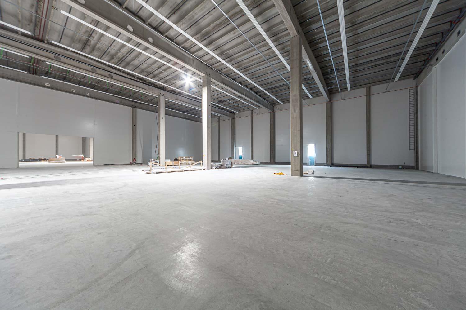 Ansatie 4, 2621m2, Useita kerroksia, Varastotila