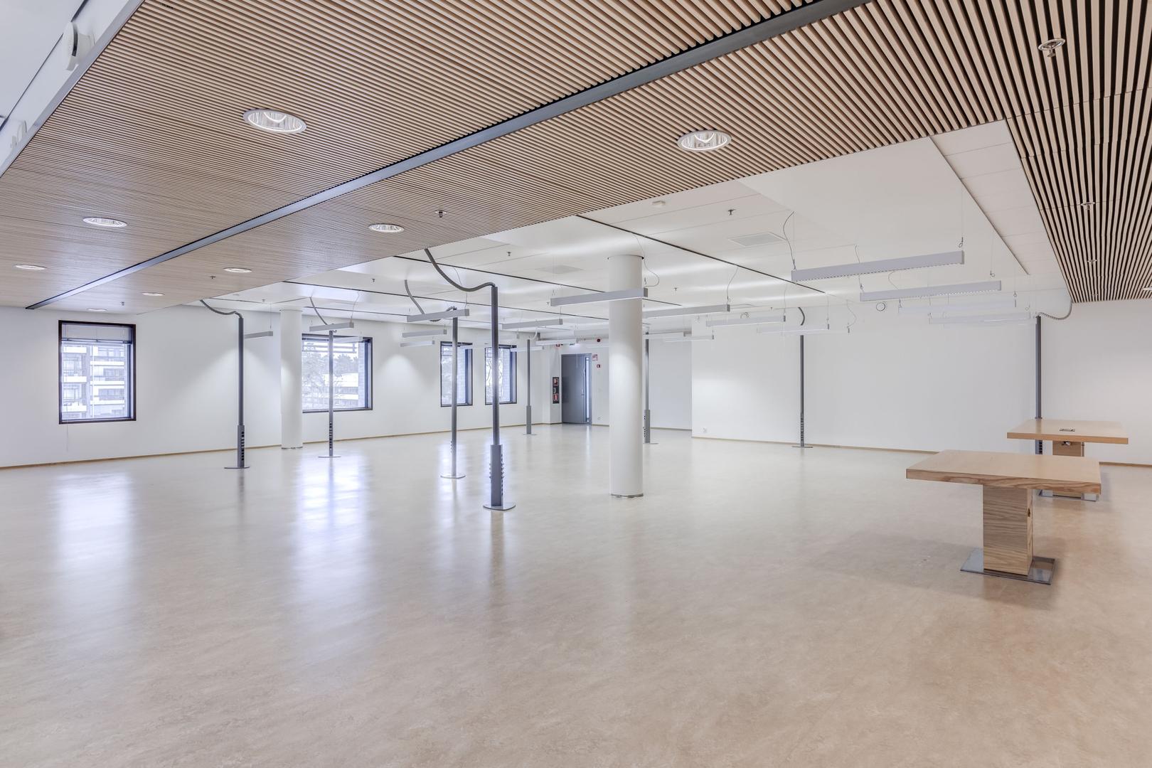 Revontulenpuisto 2, 10000m2, 2.-9. kerros, Toimistotila