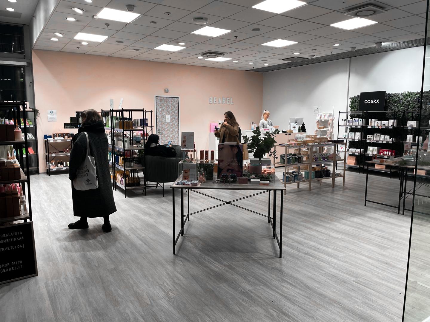 Urho Kekkosen katu 1, 86m2, Katutaso, Liiketila