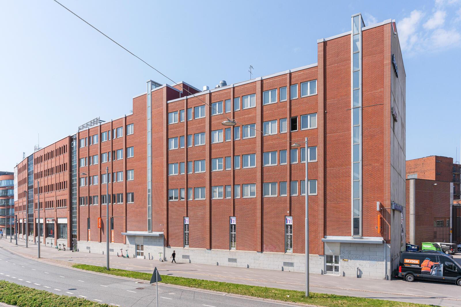 Hermannin Rantatie 12, 1104m2, 1. kerros, Tuotantotila