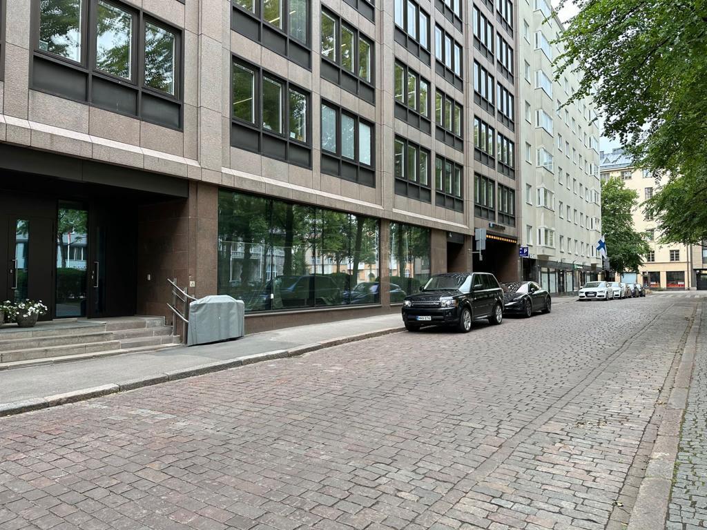 Siltasaarenkatu 10, 293m2, Katutaso, Liiketila
