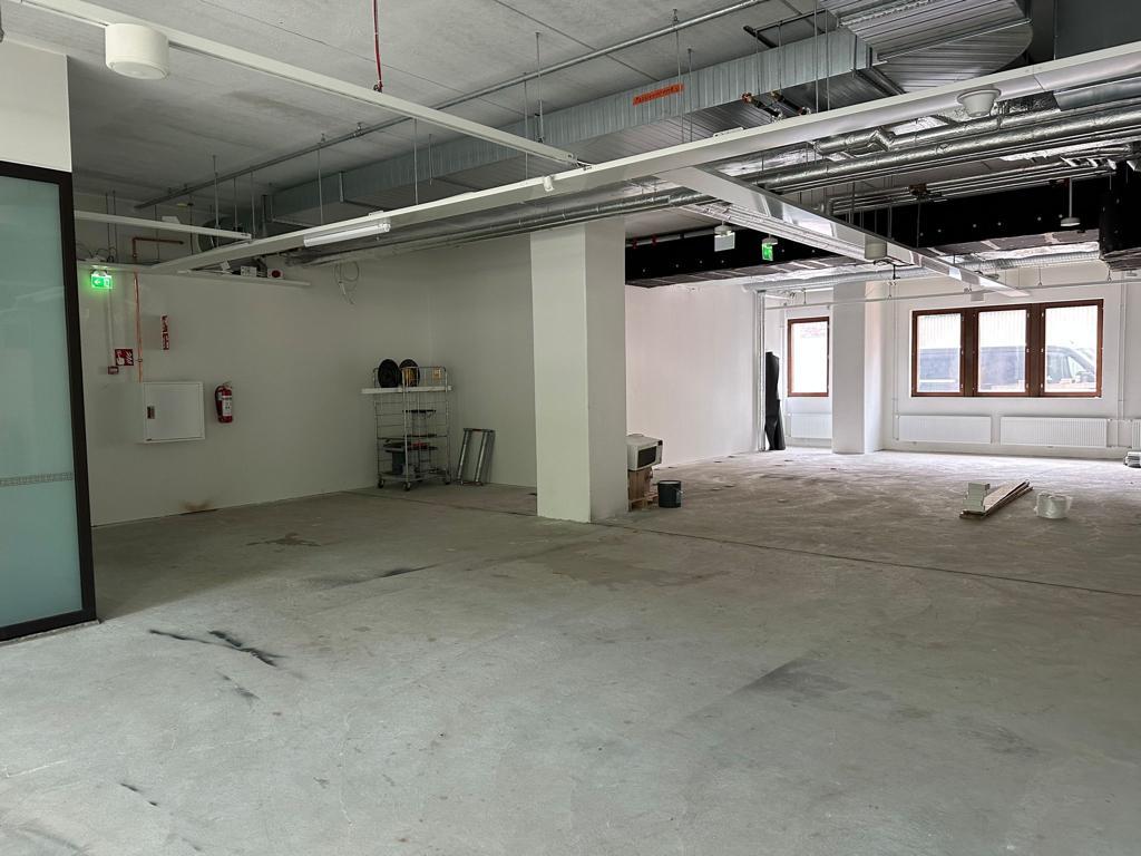 Siltasaarenkatu 10, 293m2, Katutaso, Liiketila