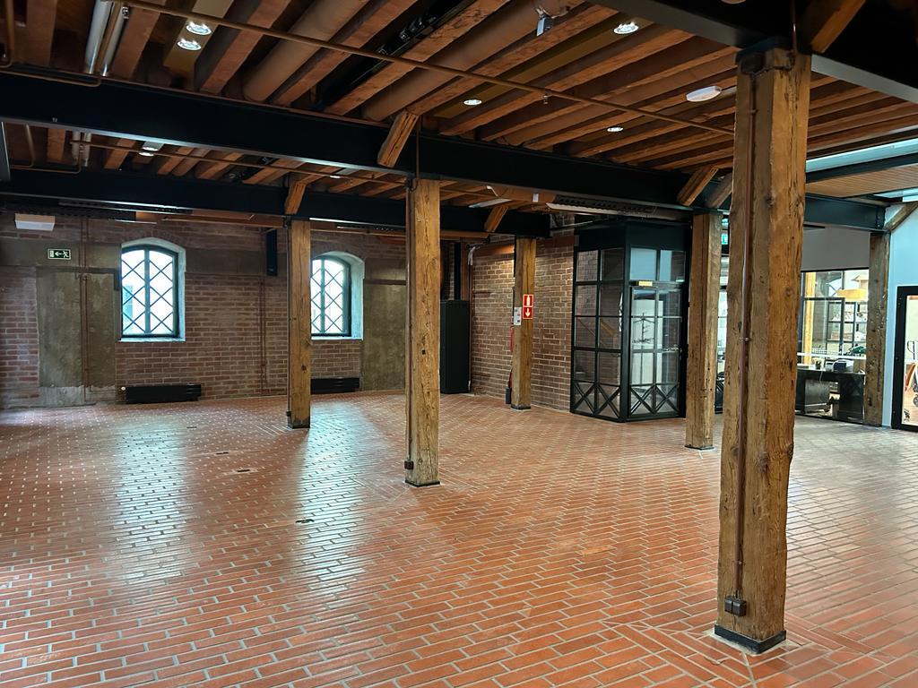 Kanavakatu 3 C, 170m2, 1. kerros, Toimistotila