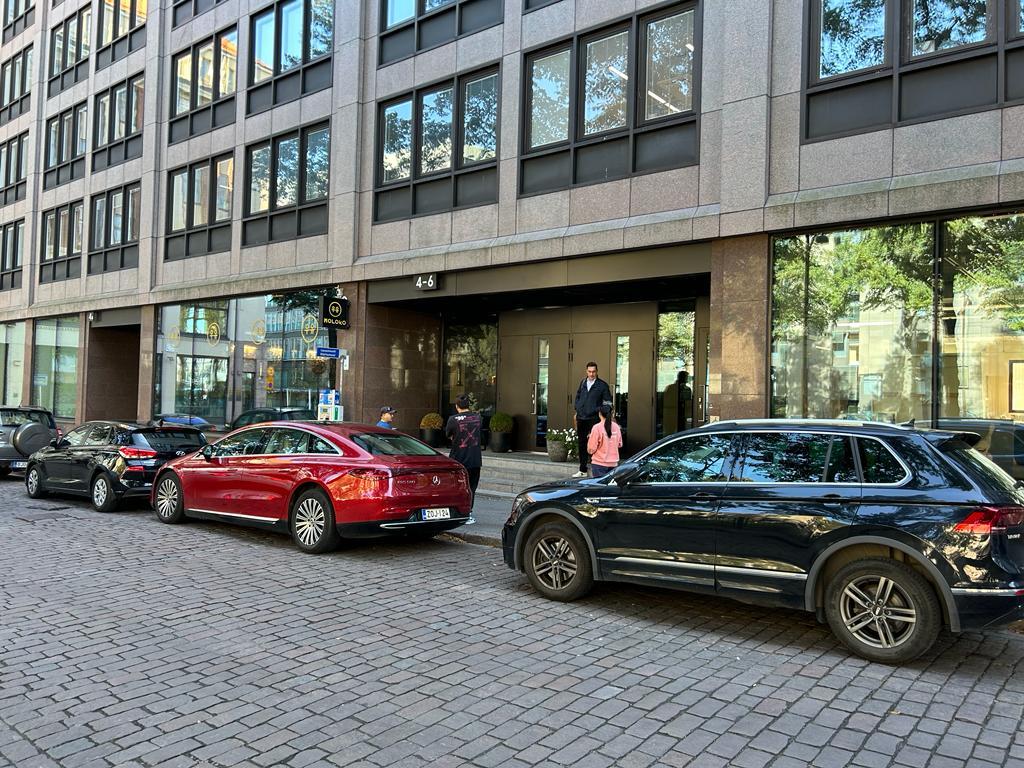 Siltasaarenkatu 10, 293m2, Katutaso, Liiketila