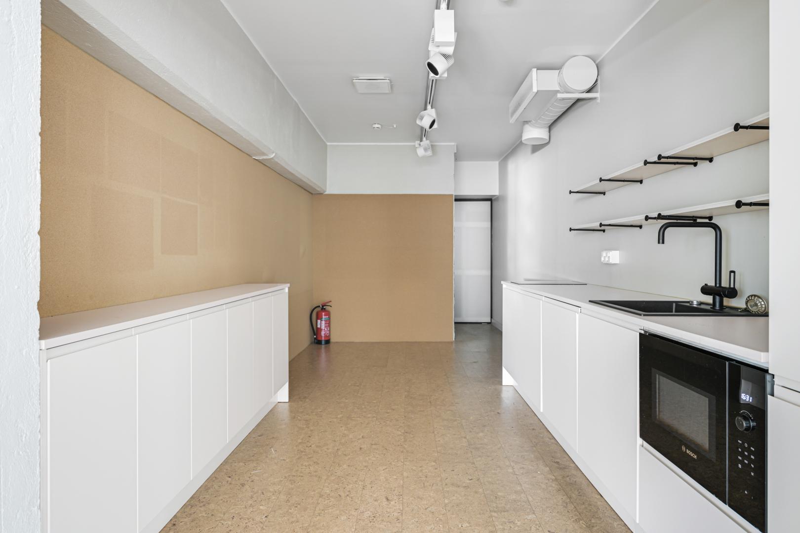 Kaikukatu 4, 420m2, 3. kerros, Toimistotila