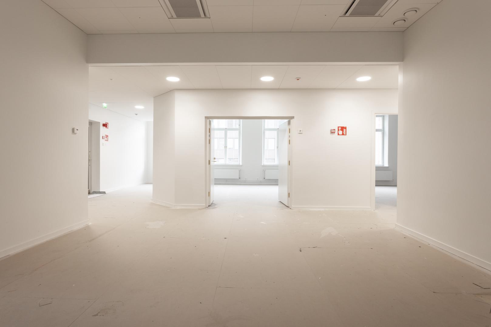 Kasarmikatu 25, 350m2, 3. kerros, Toimistotila