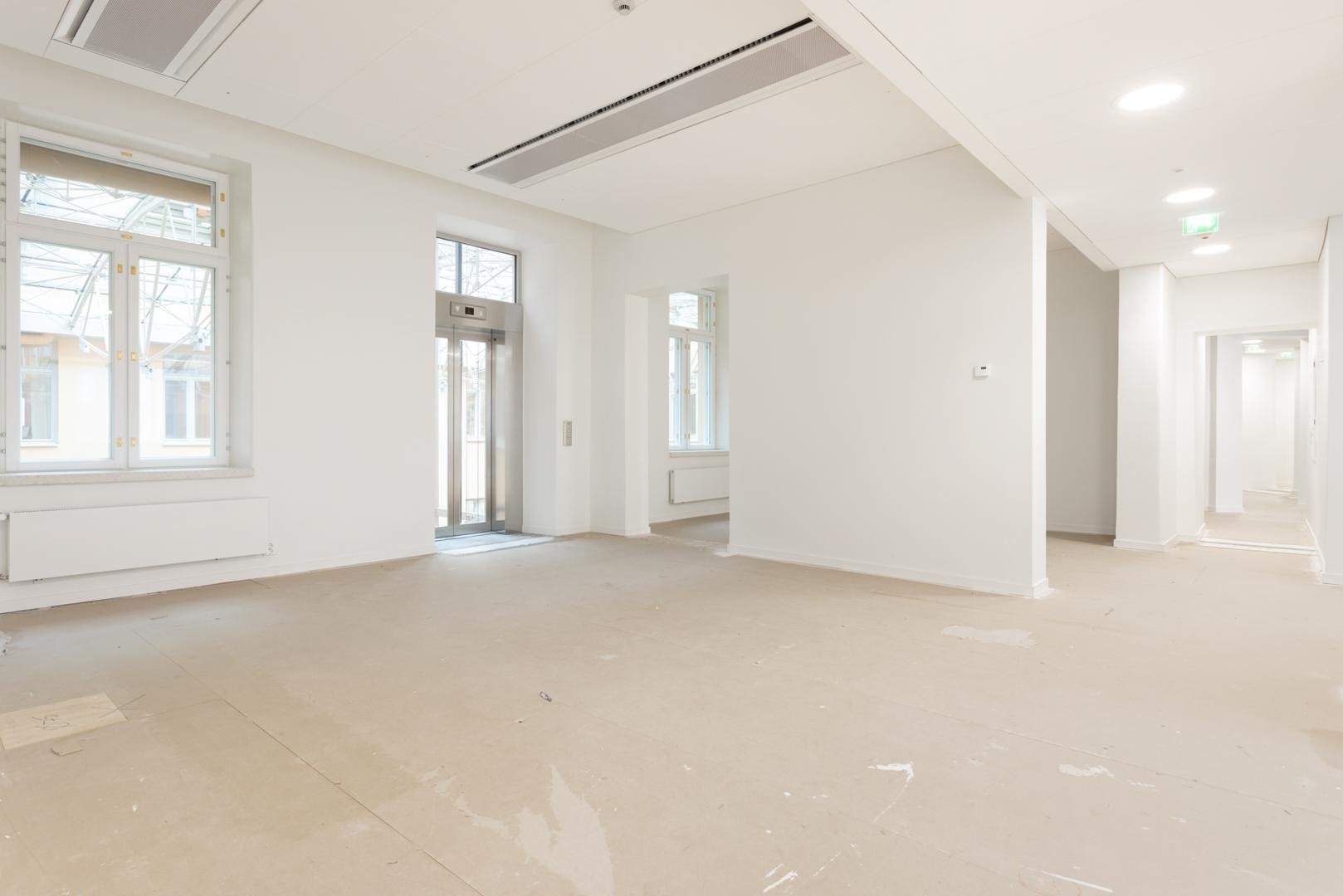 Kasarmikatu 25, 350m2, 3. kerros, Toimistotila