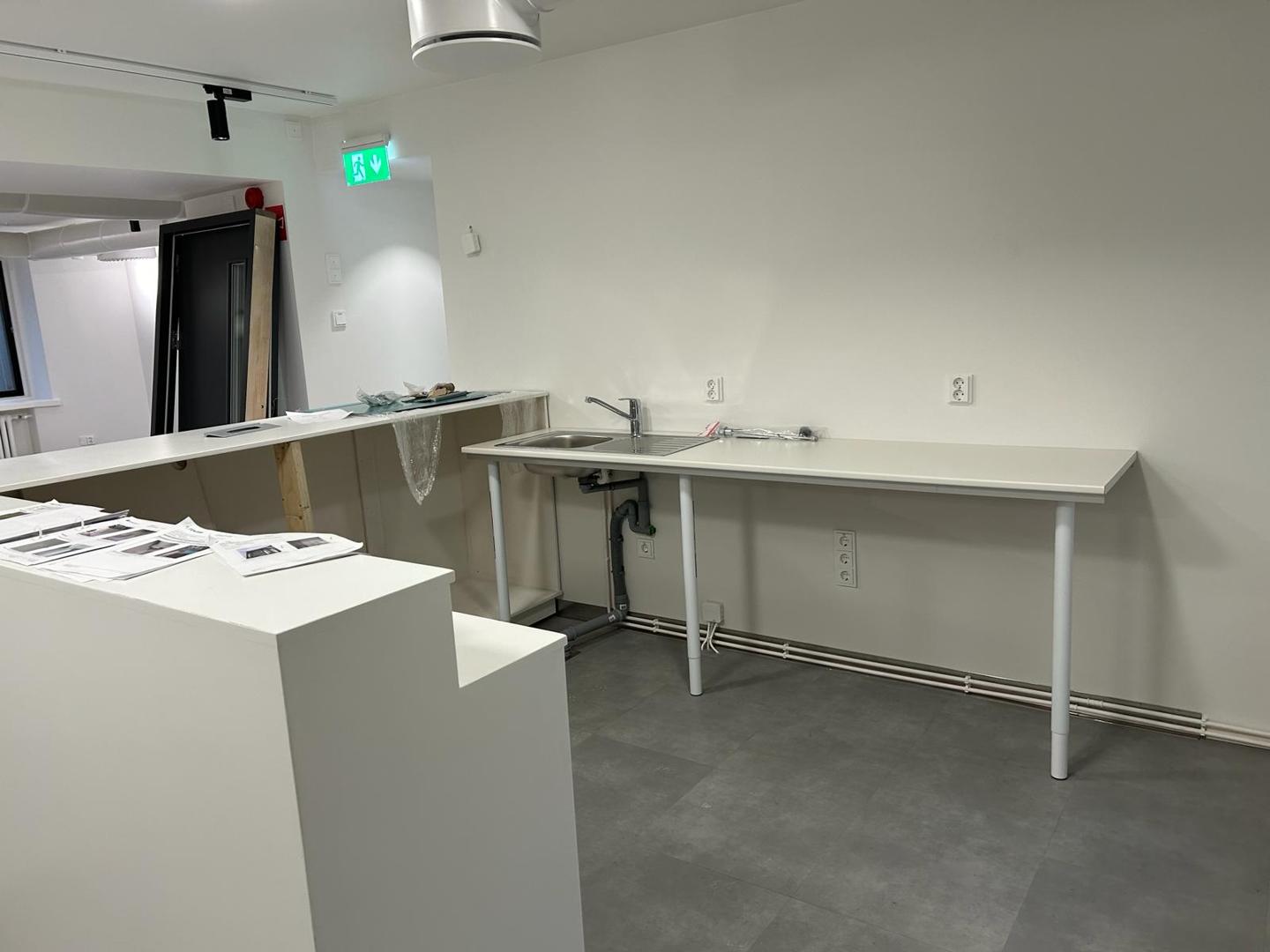Fredrikinkatu 71, 141m2, Katutaso, Liiketila