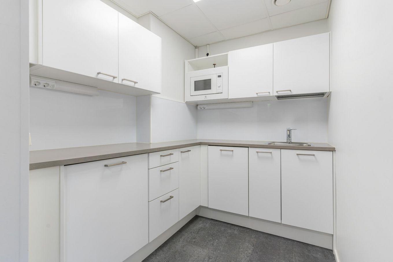 Kaisaniemenkatu 13, 131m2, 8. kerros, Toimistotila