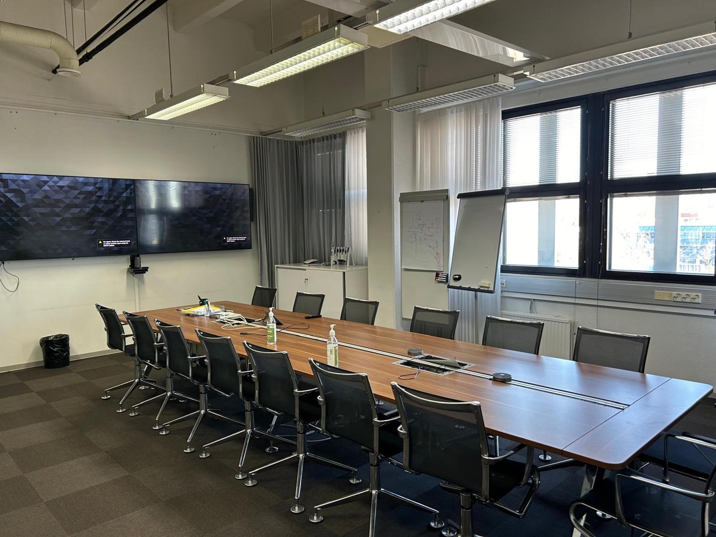 Laippatie 1, 2400m2, 3. kerros, Varastotila