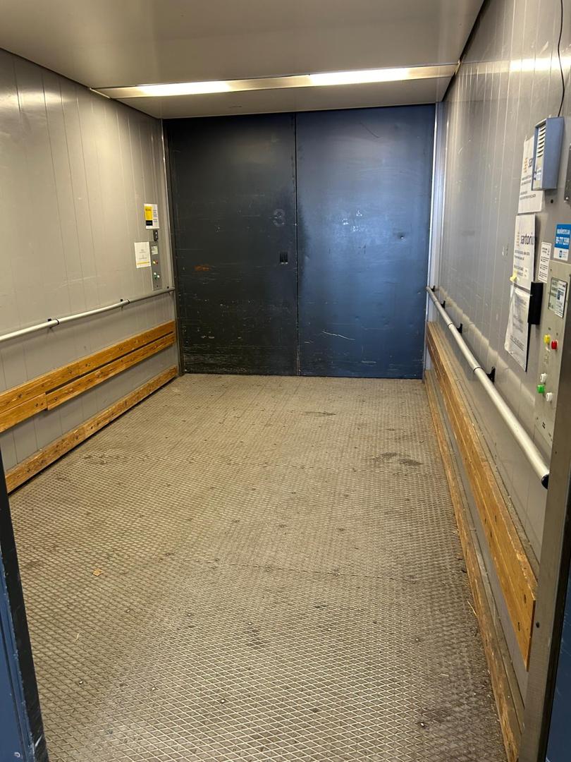 Laippatie 1, 2400m2, 3. kerros, Varastotila