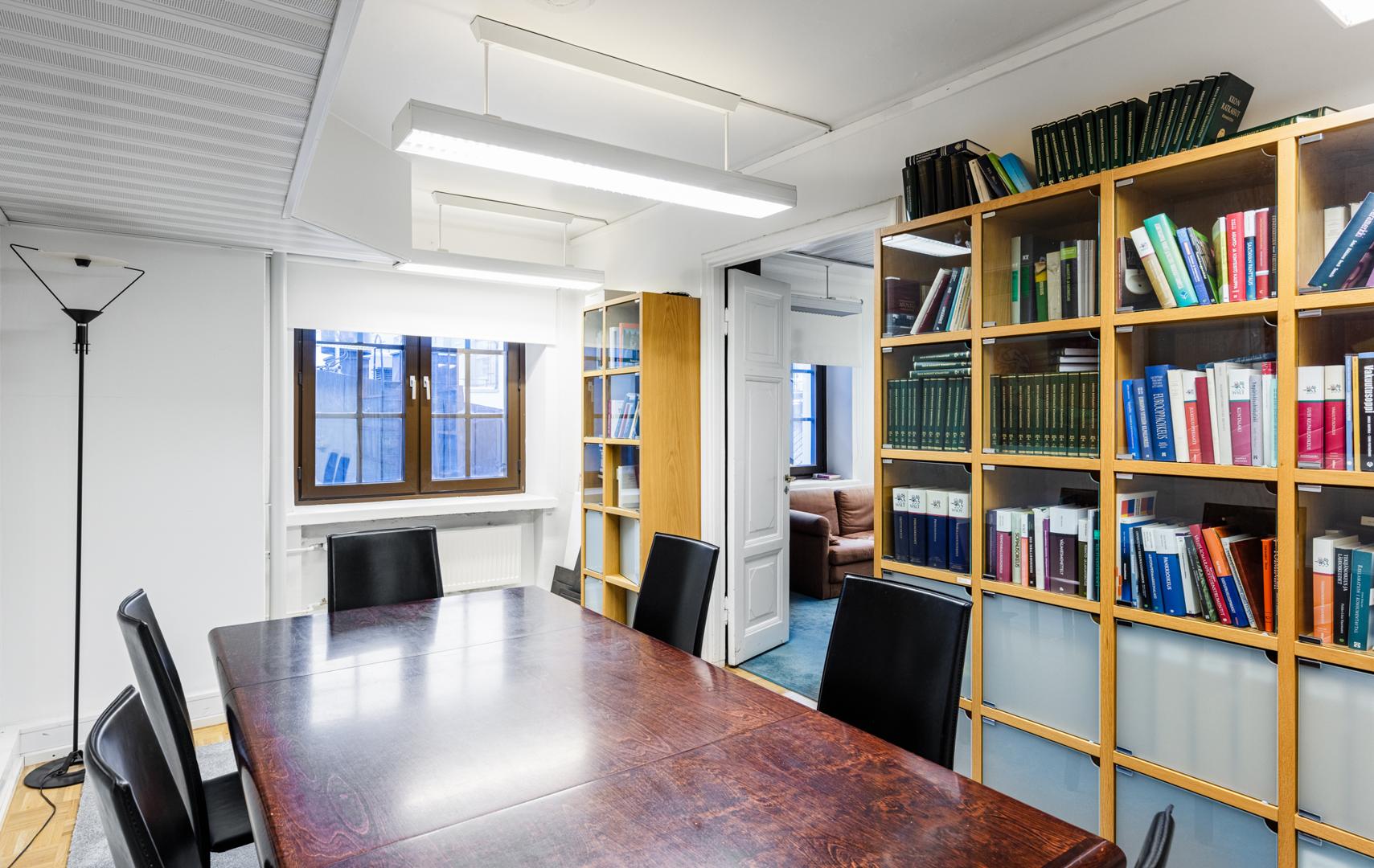Mikonkatu 13, 64m2, Katutaso, Liiketila