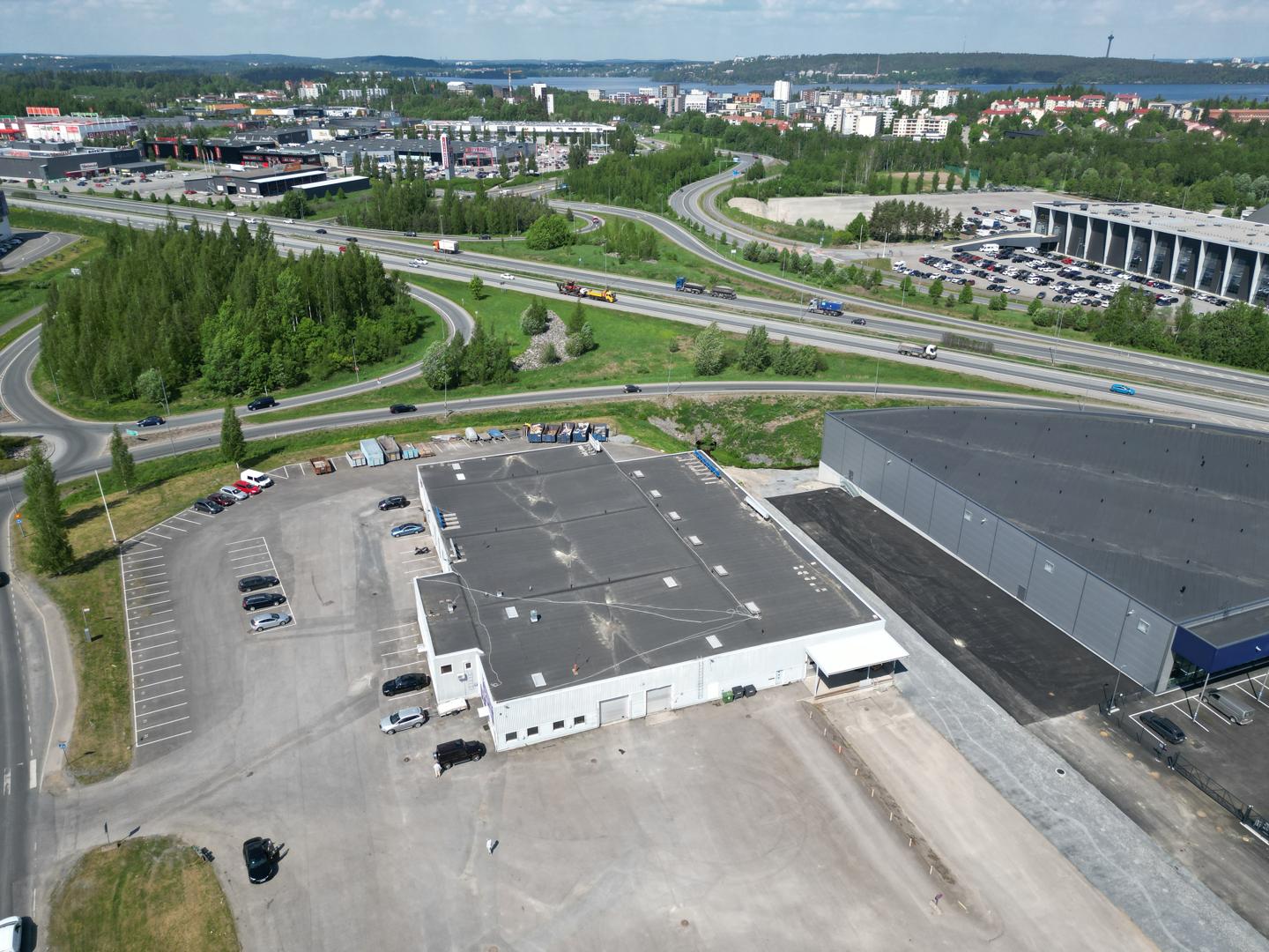Nuutisarankatu 22 TAMPERE, 523m2, Katutaso, Varastotila