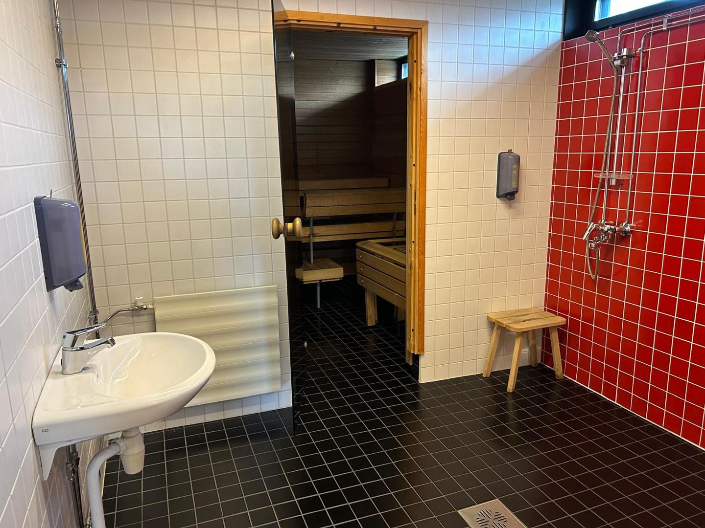 Etu-Hankkion katu 18 TAMPERE, 2410m2, Katutaso, Varastotila