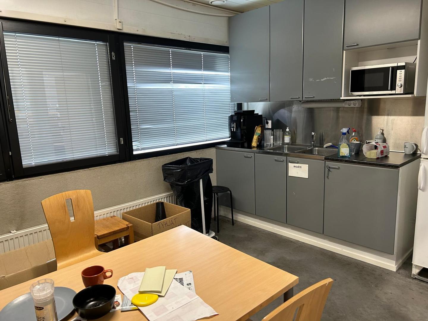 Etu-Hankkion katu 18 TAMPERE, 2410m2, Katutaso, Varastotila