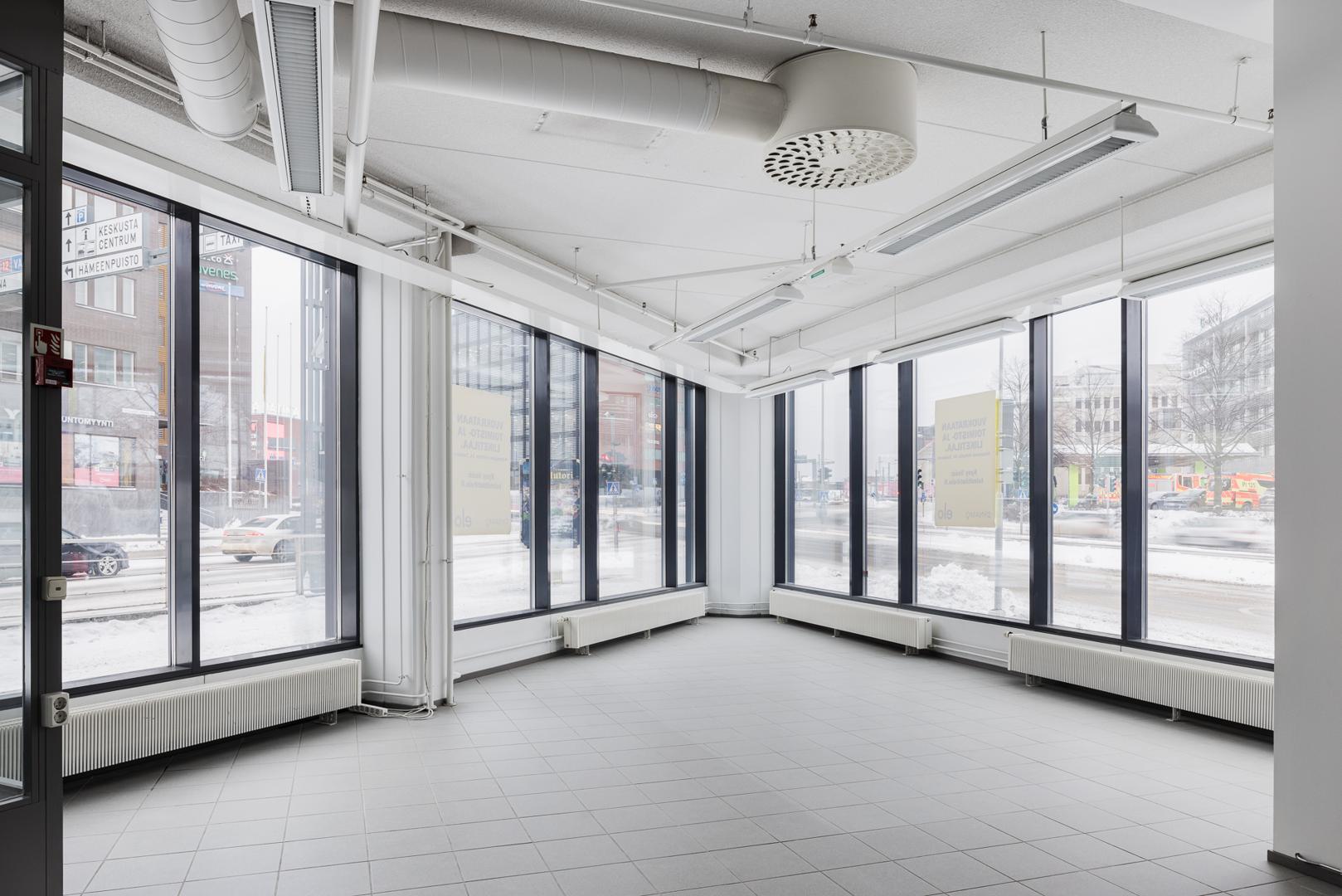 Hatanpään valtatie 24 TAMPERE, 259m2, Katutaso, Liiketila