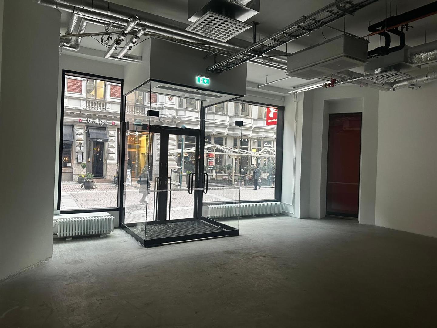 Aleksanterinkatu 11, 142m2, Katutaso, Liiketila