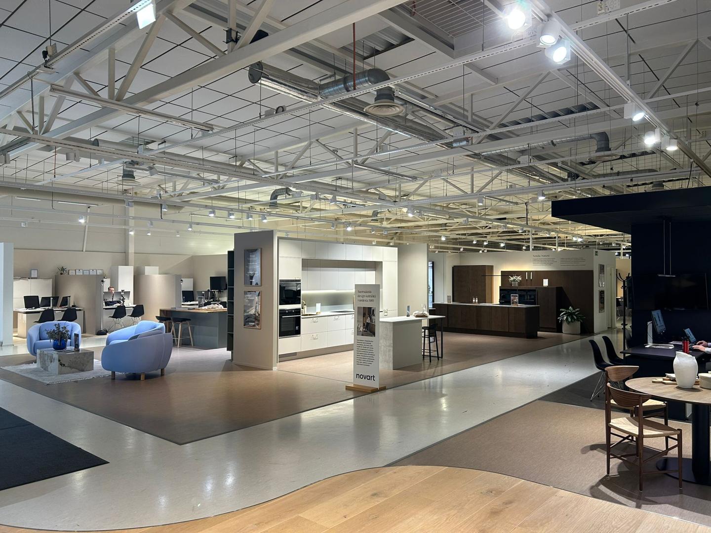 Martinkuja 10, 1500m2, Katutaso, Liiketila