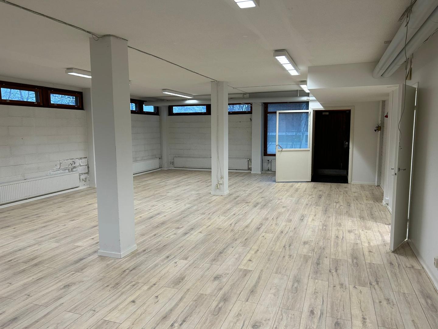 Alaportti 1, 101m2, Katutaso, Liiketila