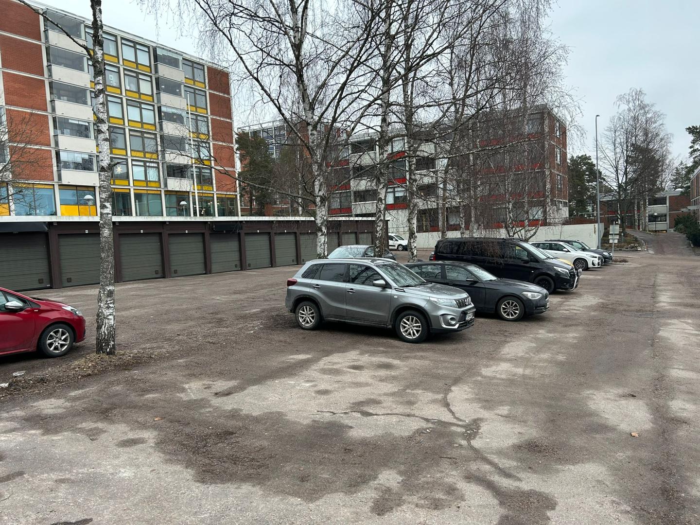 Alaportti 1, 101m2, Katutaso, Liiketila