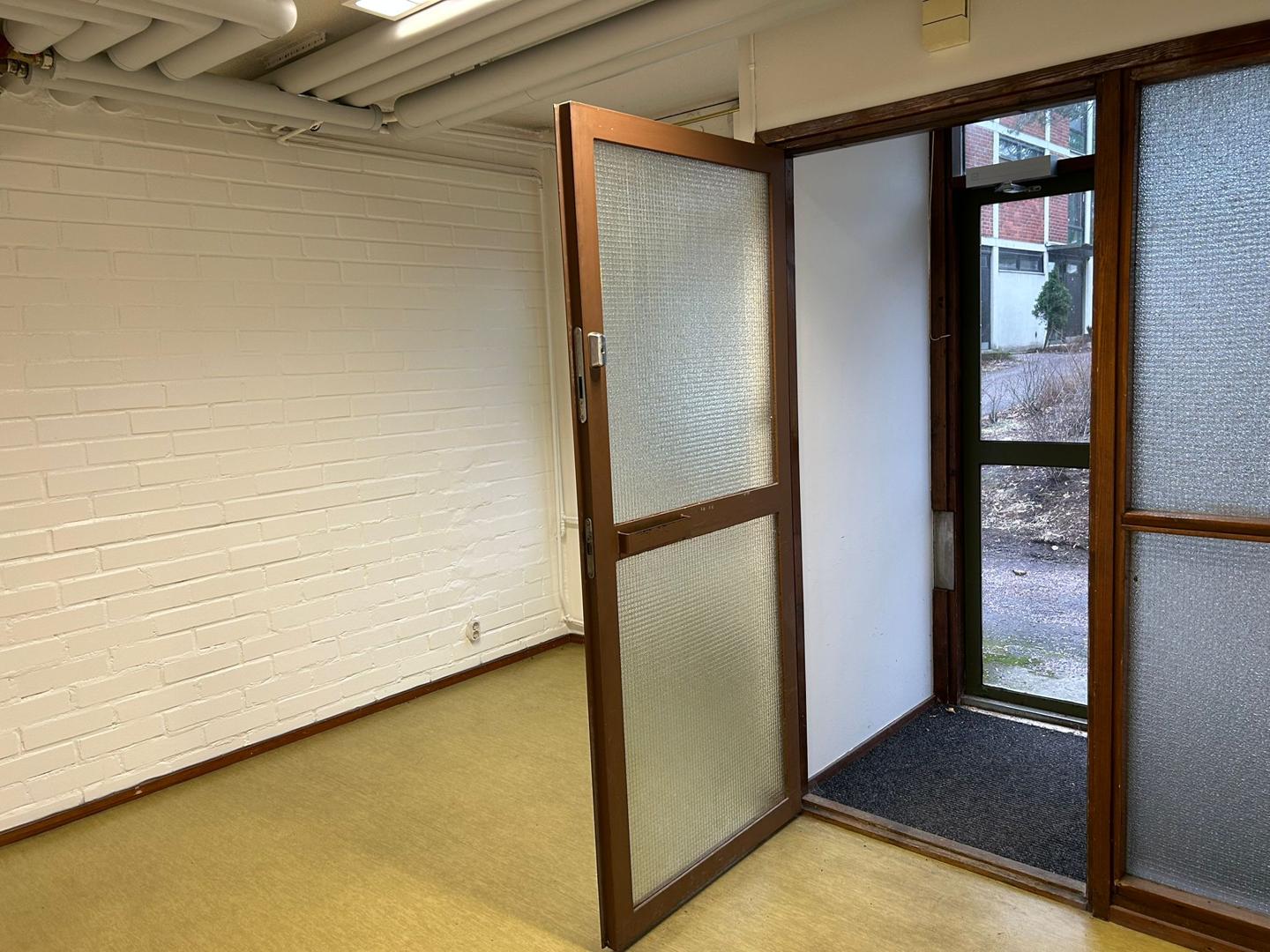 Alaportti 1, 81m2, Katutaso, Liiketila