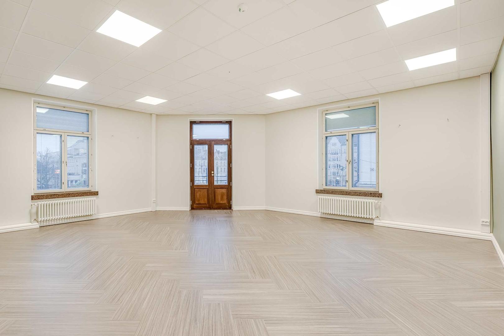 Kauppakatu 2 TAMPERE, 882m2, 3. kerros, Toimistotila