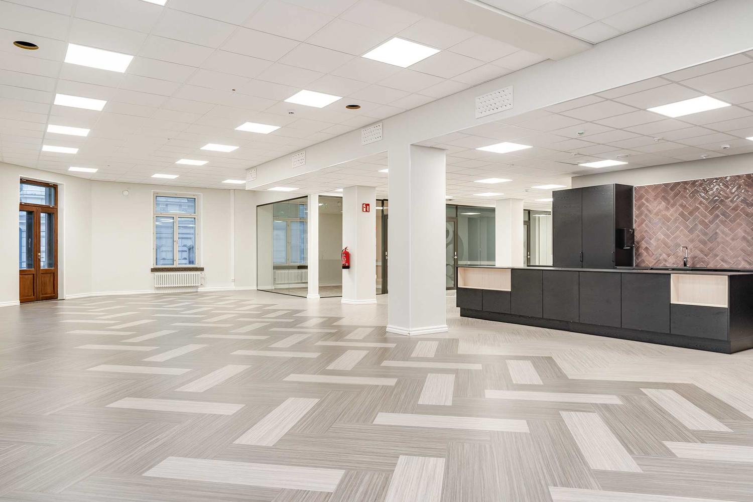 Kauppakatu 2 TAMPERE, 651m2, 2. kerros, Toimistotila