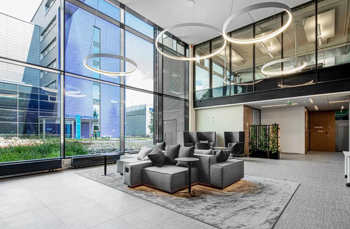 Teknobulevardi 3-5 E-talo, 3800m2, Useita kerroksia, Varastotila