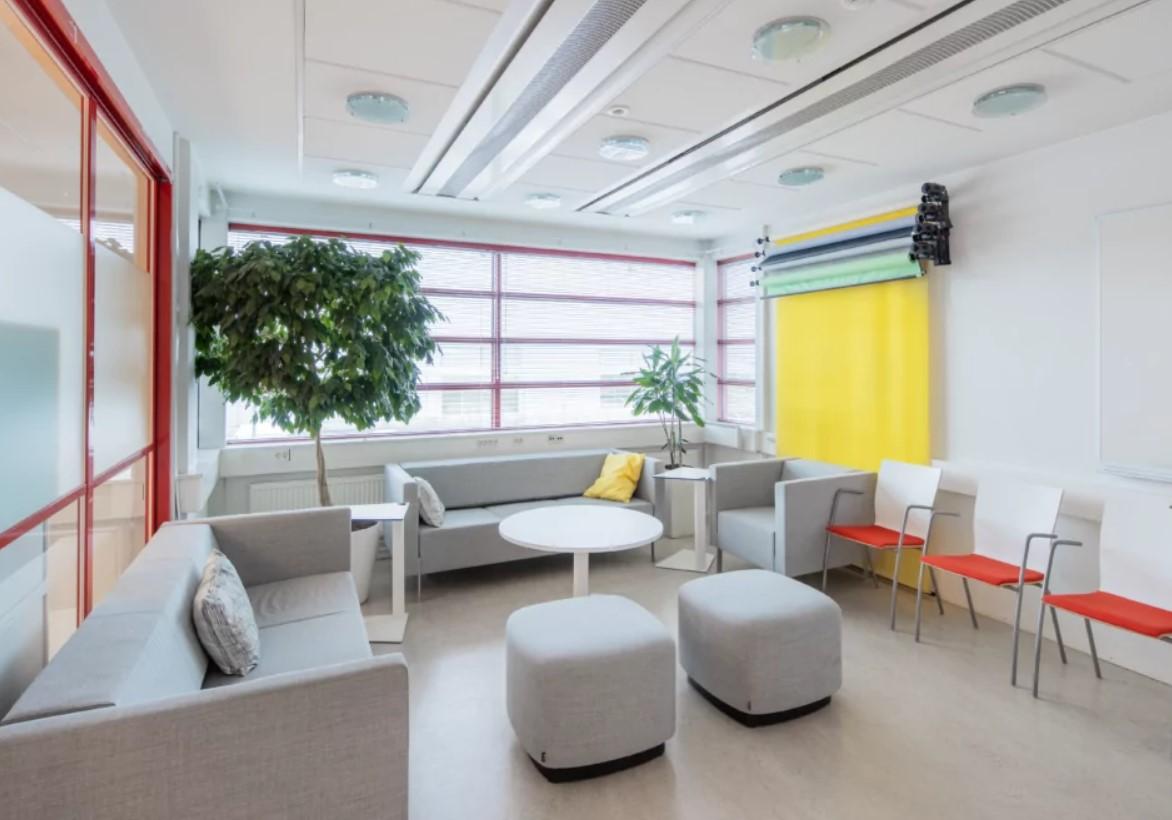 Tullimiehentie 10, 4600m2, , Varastotila