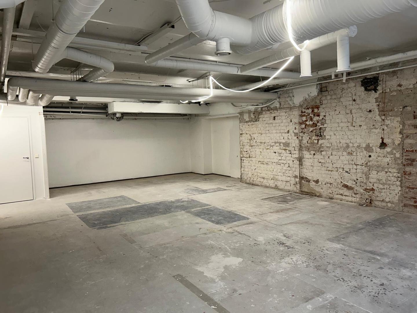 Pursimiehenkatu 26, 170m2, Katutaso, Liiketila