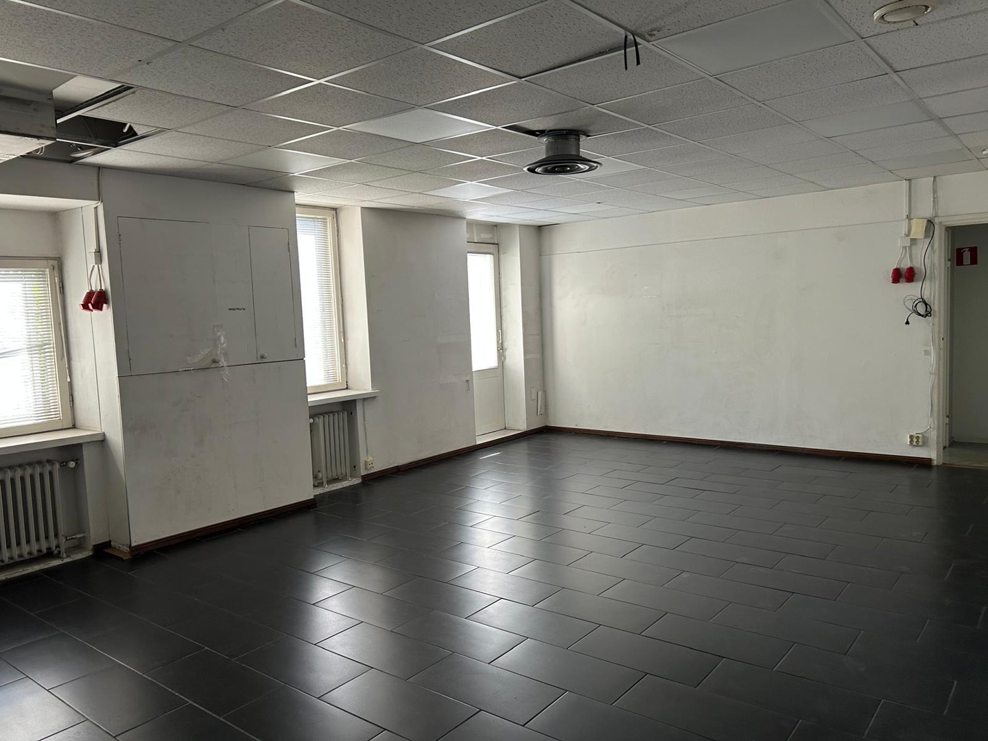 Mannerheimintie 43, 372m2, Katutaso, Liiketila